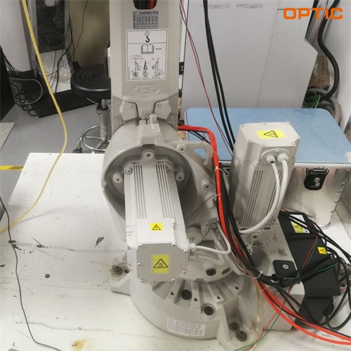 Robotic Fiber laser welding 